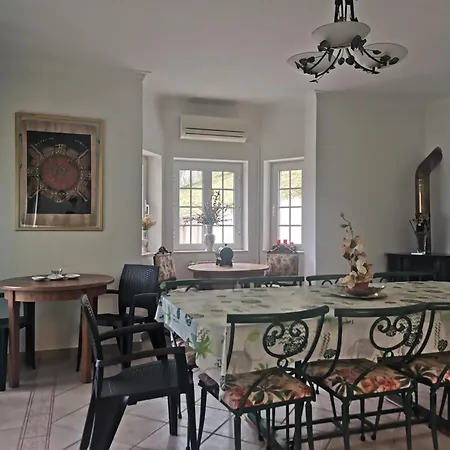 Casa Do Trovador בית הארחה