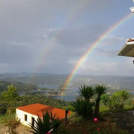 Casa Do Trovador Guest house