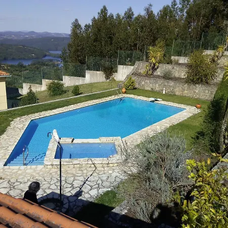 Πανσιόν Casa Do Trovador Serra