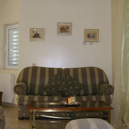 Casa Do Trovador Guest house