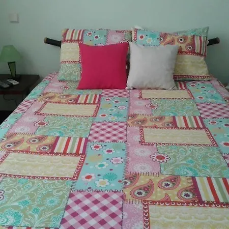 Casa Do Trovador Guest house