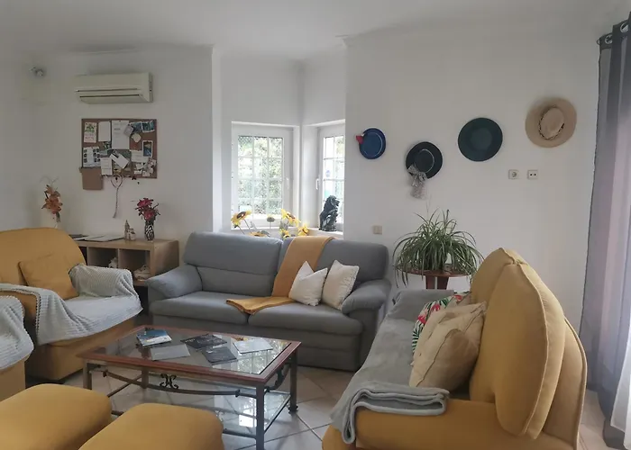 Casa Do Trovador Гостевой дом Серра