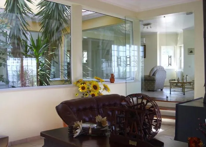 Casa Do Trovador 4* Серра